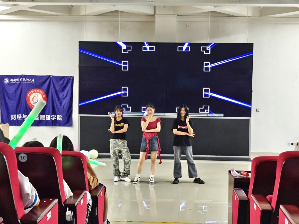 舞蹈串烧表演 舞蹈串烧表演