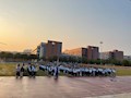 财经与物流管理学院在“一站式”学生社区举行“学雷锋精神，做最美青年”升旗仪式