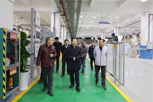 参观机电工程学院