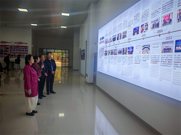 调研团参观taptap官网官塘校区 调研团参观taptap官网官塘校区