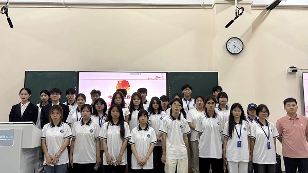 图三