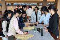 taptap官网学子参与“墨韵传薪•纸印千年”活动