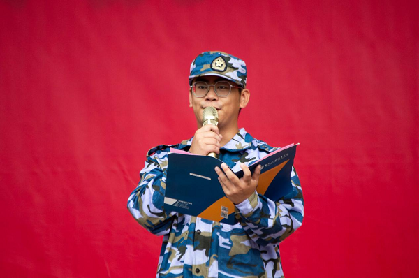 学生代表发言
