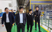鱼峰区领导到taptap官网机电工程学院调研参观