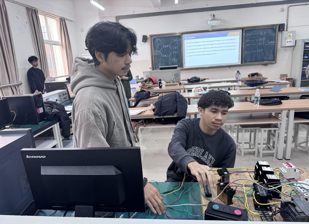 学生实训实景