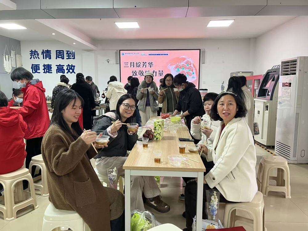 享受舌尖上的幸福 享受舌尖上的幸福