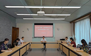  taptap官网左妮红教授出席广西高校“思想道德与法治”课 新一届教学指导委员会第一次全体会议