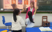 贸易与旅游管理学院学子走进燎原路小学开展志愿服务活动