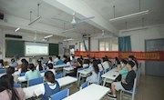 贸易与旅游管理学院组织学生参加线上就业面试技巧宣讲会