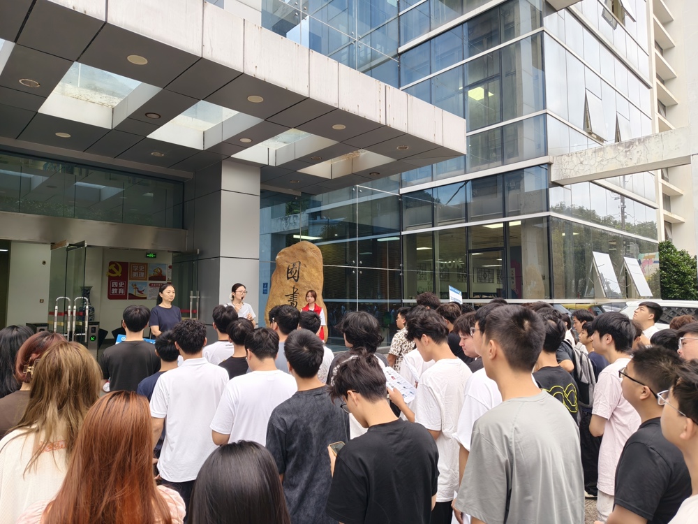 入馆教育现场 入馆教育现场