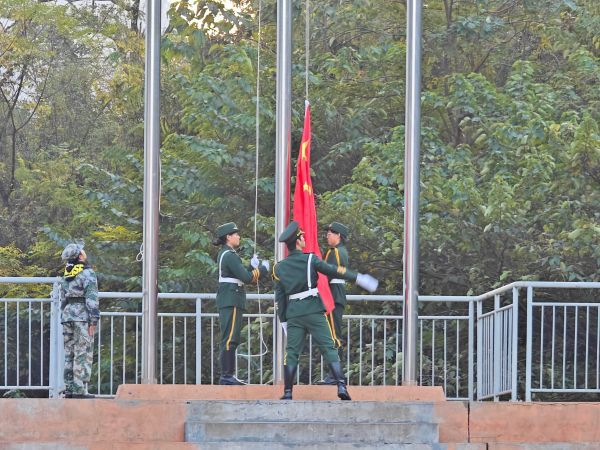 升国旗现场