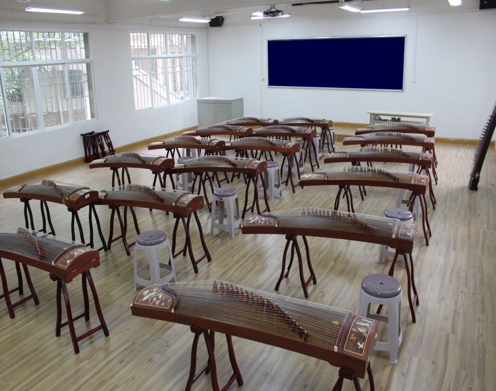 F:\教学团队\优质专业建设\音乐教育专业介绍(2023.5.8)\音乐教育专业介绍(2025.10.30)\2025.11.4实训室图片\204 (2).JPG